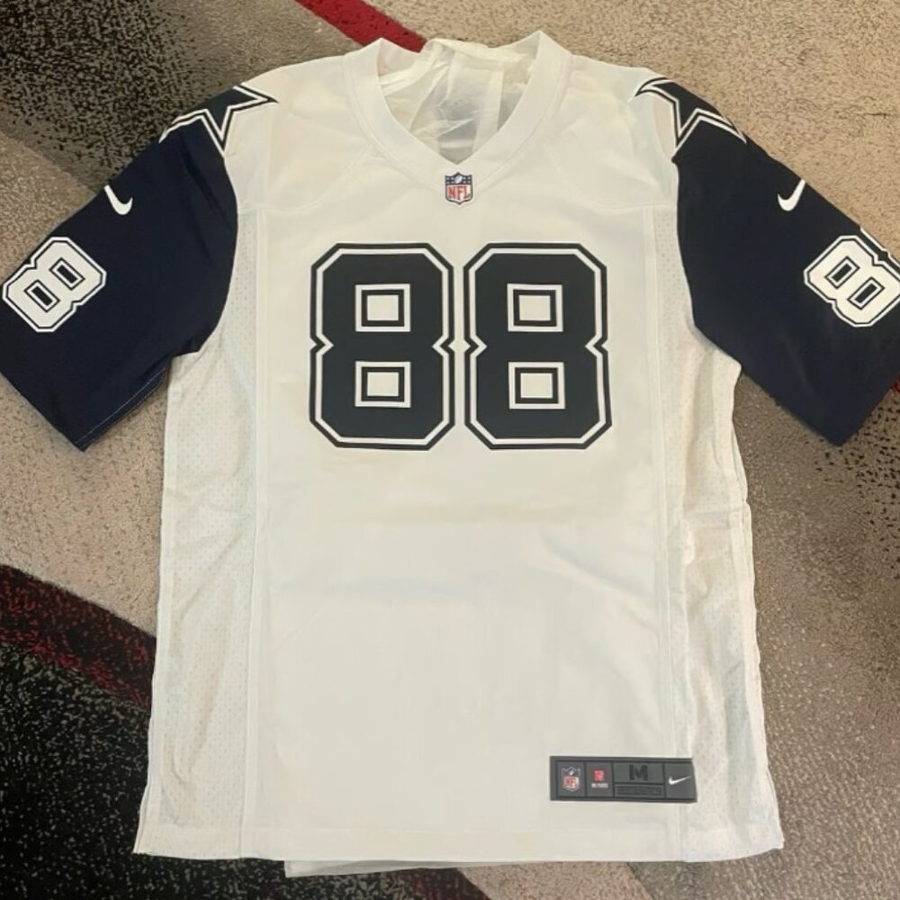 Dallas Cowboys CeeDee Lamb Jersey